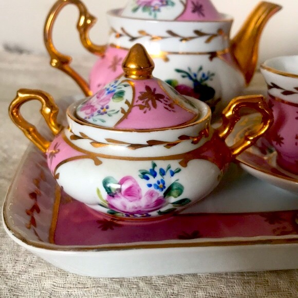 Sold - Rare Vintage Limoges China Children’s Floral Tea Set - Picture 5 of 10